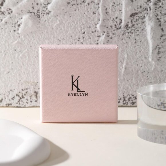 Elegant 14k Gold-Plated Heart Initial Necklace - Personalized Jewelry for Women - Picture 5 of 5